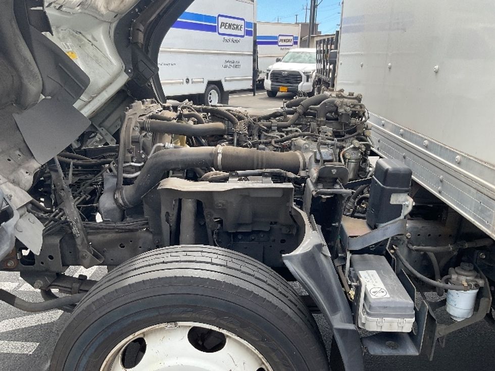 Medium Duty Box Truck-Light and Medium Duty Trucks-Isuzu-2020-NQR-Torrance-CA-45,844\n\t\tmiles-$ 53,250 - Image 23