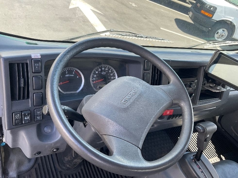 Medium Duty Box Truck-Light and Medium Duty Trucks-Isuzu-2020-NQR-Torrance-CA-75,181\n\t\tmiles-$ 50,250 - Image 17