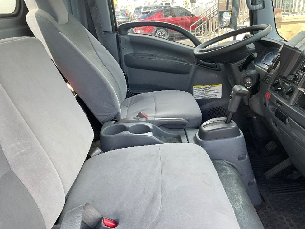 Medium Duty Box Truck-Light and Medium Duty Trucks-Isuzu-2020-NQR-Torrance-CA-75,181\n\t\tmiles-$ 50,250 - Image 22