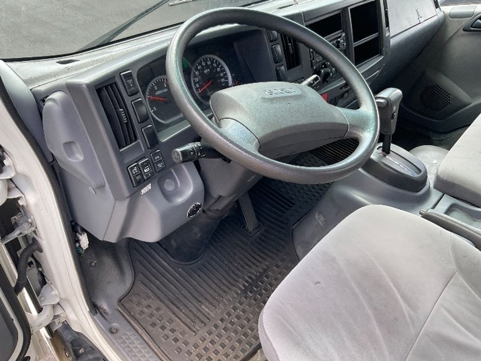 Medium Duty Box Truck-Light and Medium Duty Trucks-Isuzu-2020-NQR-Torrance-CA-83,274\n\t\tmiles-$ 49,250 - Image 17