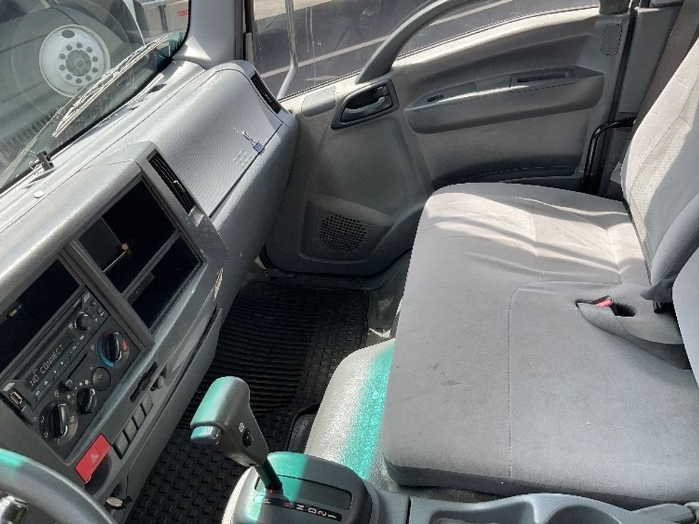 Medium Duty Box Truck-Light and Medium Duty Trucks-Isuzu-2020-NQR-Torrance-CA-83,274\n\t\tmiles-$ 49,250 - Image 19