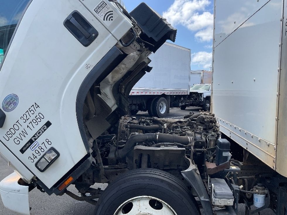 Medium Duty Box Truck-Light and Medium Duty Trucks-Isuzu-2020-NQR-Torrance-CA-83,274\n\t\tmiles-$ 49,250 - Image 24