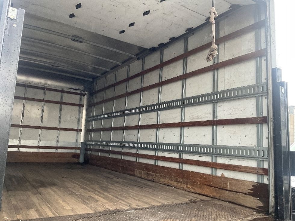 Medium Duty Box Truck-Light and Medium Duty Trucks-Isuzu-2020-NQR-Torrance-CA-91,946\n\t\tmiles-$ 48,750 - Image 12