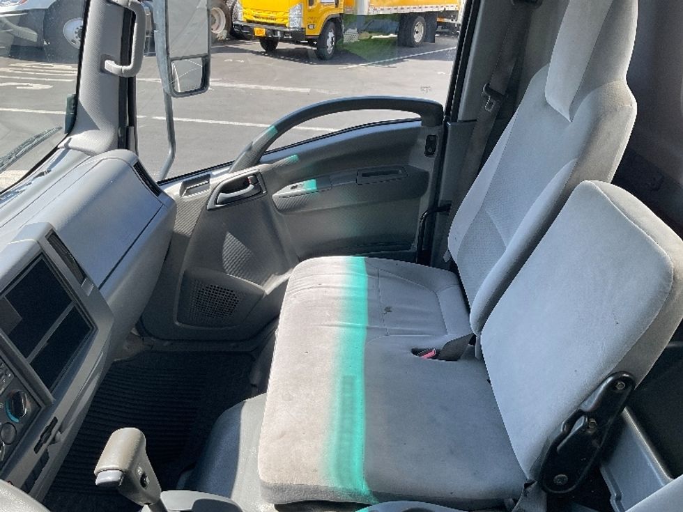 Medium Duty Box Truck-Light and Medium Duty Trucks-Isuzu-2020-NQR-Torrance-CA-93,701\n\t\tmiles-$ 48,250 - Image 19