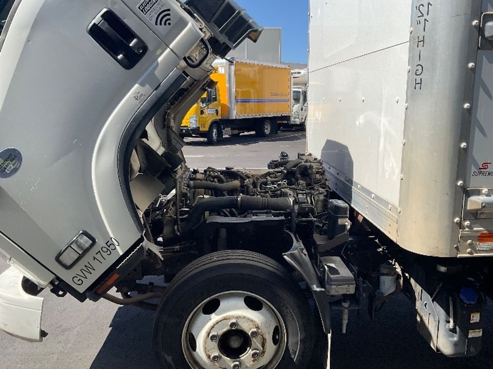 Medium Duty Box Truck-Light and Medium Duty Trucks-Isuzu-2020-NQR-Torrance-CA-93,701\n\t\tmiles-$ 48,250 - Image 24