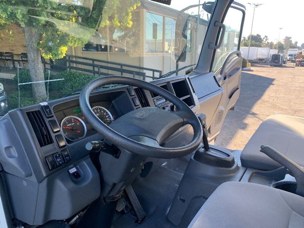 Medium Duty Box Truck-Light and Medium Duty Trucks-Isuzu-2020-NQR-Torrance-CA-98,973\n\t\tmiles-$ 48,000 - Image 17
