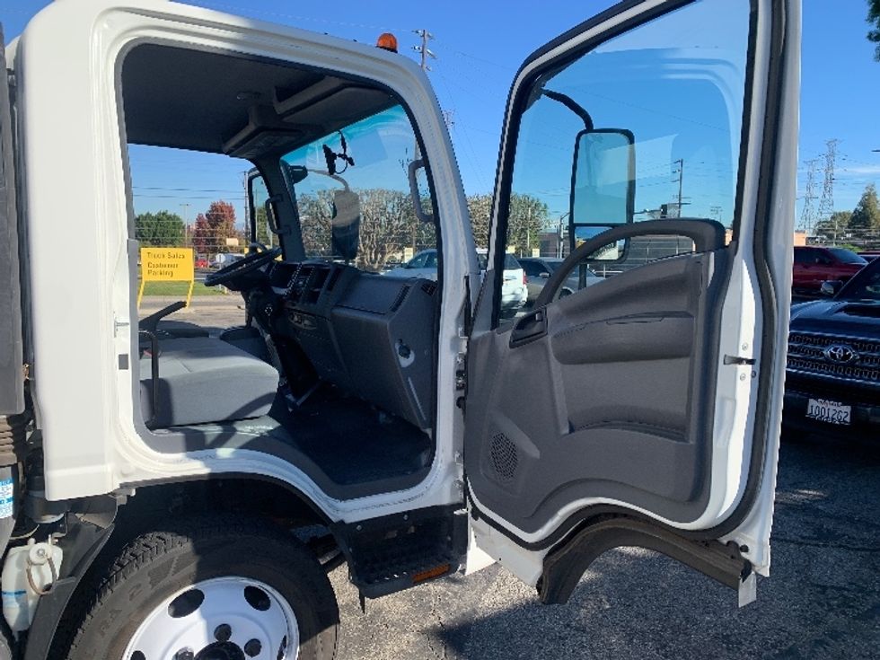 Medium Duty Box Truck-Light and Medium Duty Trucks-Isuzu-2020-NQR-Torrance-CA-98,973\n\t\tmiles-$ 48,000 - Image 20