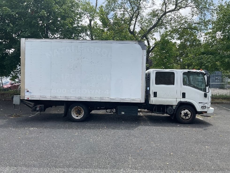 Medium Duty Box Truck-Light and Medium Duty Trucks-Isuzu-2020-NQR-West Babylon-NY-84,832\n\t\tmiles-$ 51,500 - Image 15