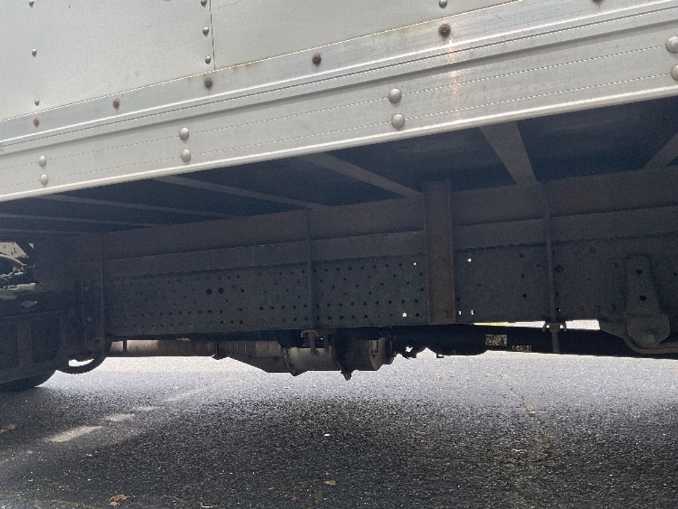 Medium Duty Box Truck-Light and Medium Duty Trucks-Isuzu-2020-NQR-West Babylon-NY-84,832\n\t\tmiles-$ 51,500 - Image 5