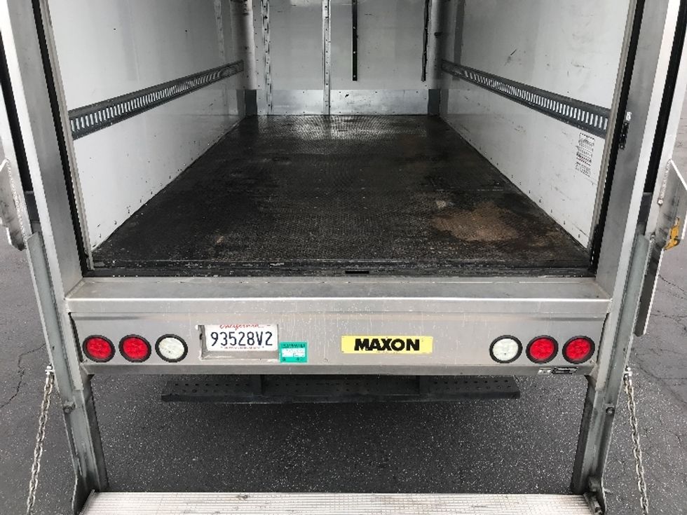 Medium Duty Box Truck-Light and Medium Duty Trucks-Isuzu-2020-NQR-West Sacramento-CA-43,235\n\t\tmiles-$ 52,750 - Image 10