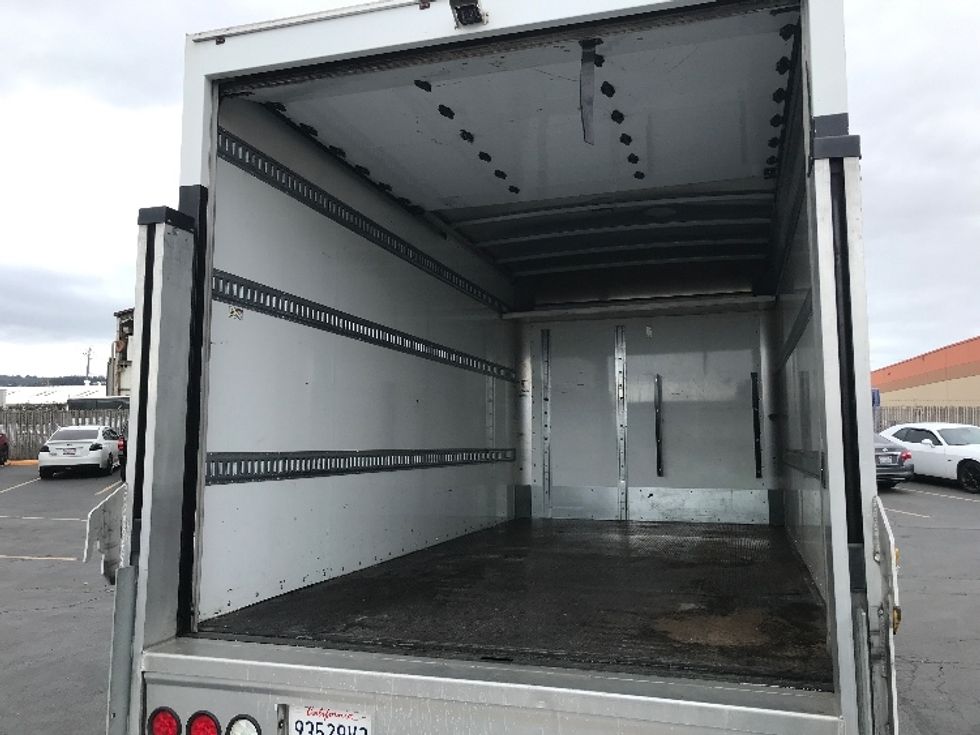 Medium Duty Box Truck-Light and Medium Duty Trucks-Isuzu-2020-NQR-West Sacramento-CA-43,235\n\t\tmiles-$ 52,750 - Image 11