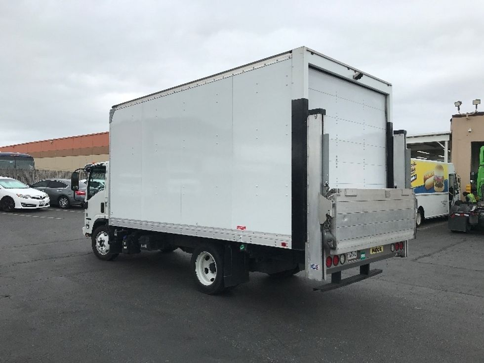 Medium Duty Box Truck-Light and Medium Duty Trucks-Isuzu-2020-NQR-West Sacramento-CA-43,235\n\t\tmiles-$ 52,750 - Image 6