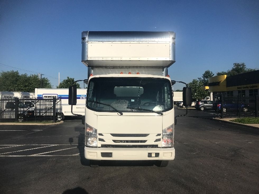 Medium Duty Box Truck-Light and Medium Duty Trucks-Isuzu-2020-NRR-Akron-OH-84,872\n\t\tmiles-$ 48,000 - Image 2