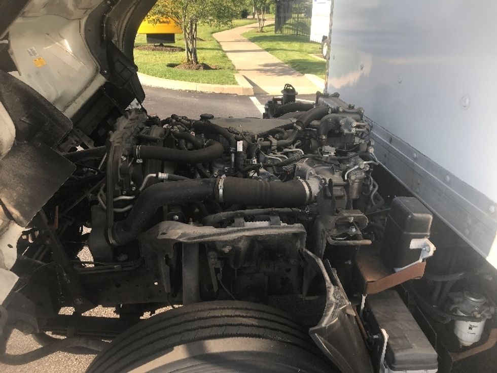 Medium Duty Box Truck-Light and Medium Duty Trucks-Isuzu-2020-NRR-Akron-OH-84,872\n\t\tmiles-$ 48,000 - Image 23