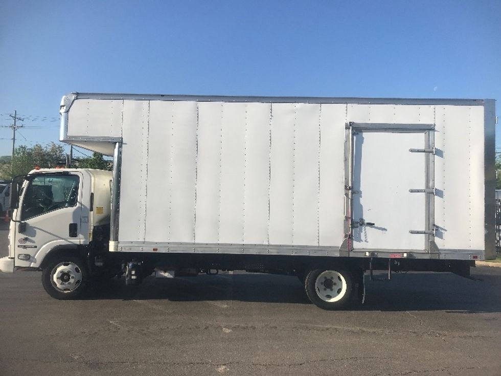 Medium Duty Box Truck-Light and Medium Duty Trucks-Isuzu-2020-NRR-Akron-OH-84,872\n\t\tmiles-$ 48,000 - Image 4