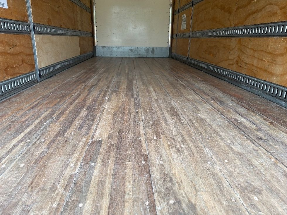 Medium Duty Box Truck-Light and Medium Duty Trucks-Isuzu-2020-NRR-Alexandria-VA-125,036\n\t\tmiles-$ 43,750 - Image 10