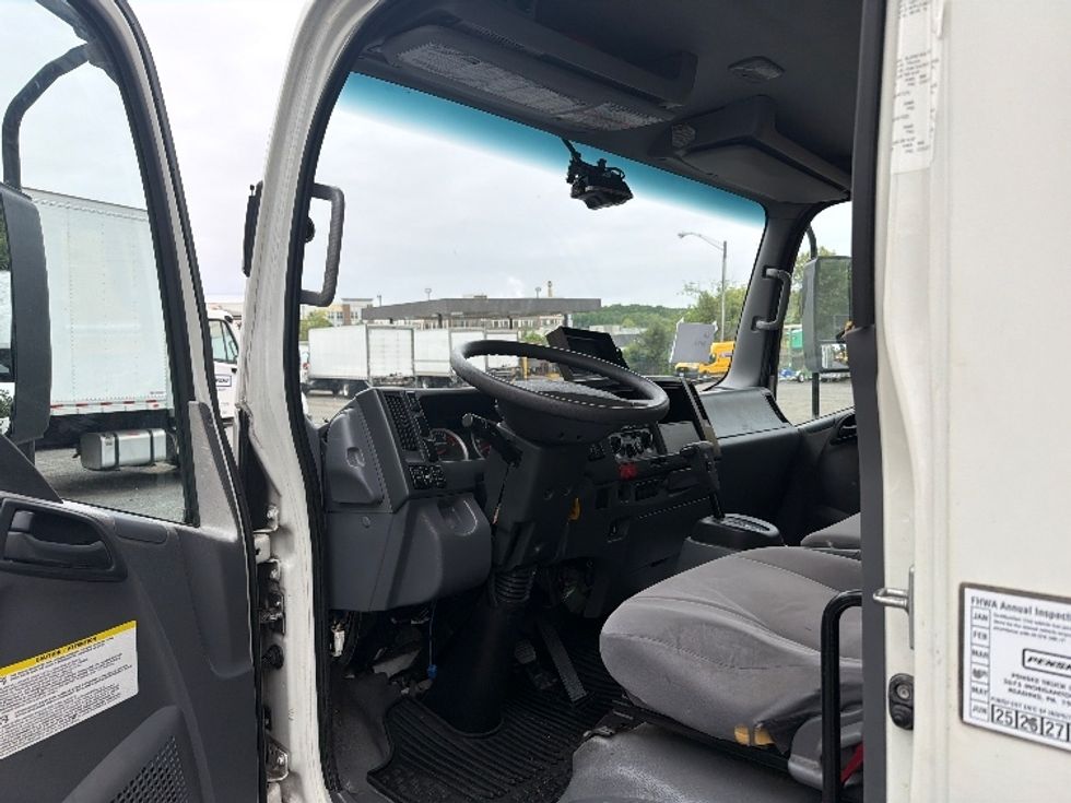 Medium Duty Box Truck-Light and Medium Duty Trucks-Isuzu-2020-NRR-Alexandria-VA-125,036\n\t\tmiles-$ 43,750 - Image 16