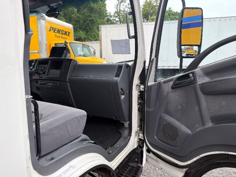Medium Duty Box Truck-Light and Medium Duty Trucks-Isuzu-2020-NRR-Alexandria-VA-125,036\n\t\tmiles-$ 43,750 - Image 20