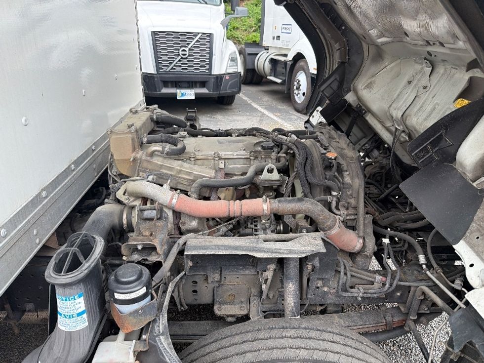Medium Duty Box Truck-Light and Medium Duty Trucks-Isuzu-2020-NRR-Alexandria-VA-125,036\n\t\tmiles-$ 43,750 - Image 24