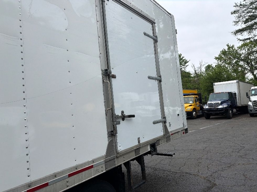 Medium Duty Box Truck-Light and Medium Duty Trucks-Isuzu-2020-NRR-Alexandria-VA-125,036\n\t\tmiles-$ 43,750 - Image 25