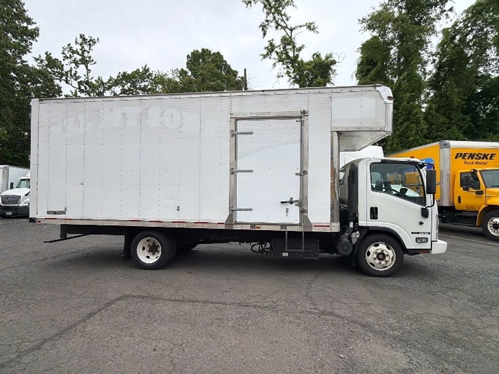 Medium Duty Box Truck-Light and Medium Duty Trucks-Isuzu-2020-NRR-Alexandria-VA-125,036\n\t\tmiles-$ 43,750 - Image 4