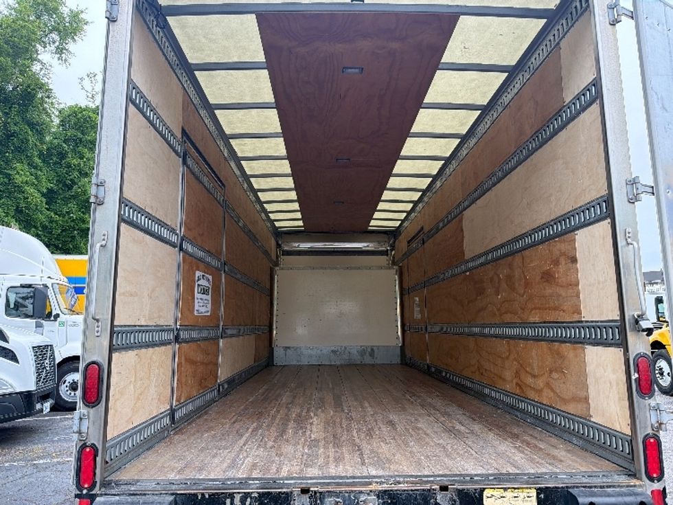 Medium Duty Box Truck-Light and Medium Duty Trucks-Isuzu-2020-NRR-Alexandria-VA-125,036\n\t\tmiles-$ 43,750 - Image 8