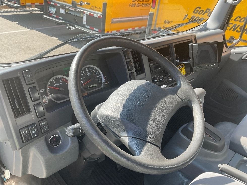 Medium Duty Box Truck-Light and Medium Duty Trucks-Isuzu-2020-NRR-Boise-ID-97,401\n\t\tmiles-$ 49,500 - Image 17