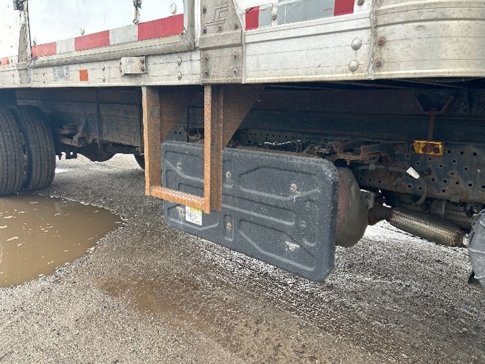 Medium Duty Box Truck-Light and Medium Duty Trucks-Isuzu-2020-NRR-Braintree-MA-83,992\n\t\tmiles-$ 42,500 - Image 14