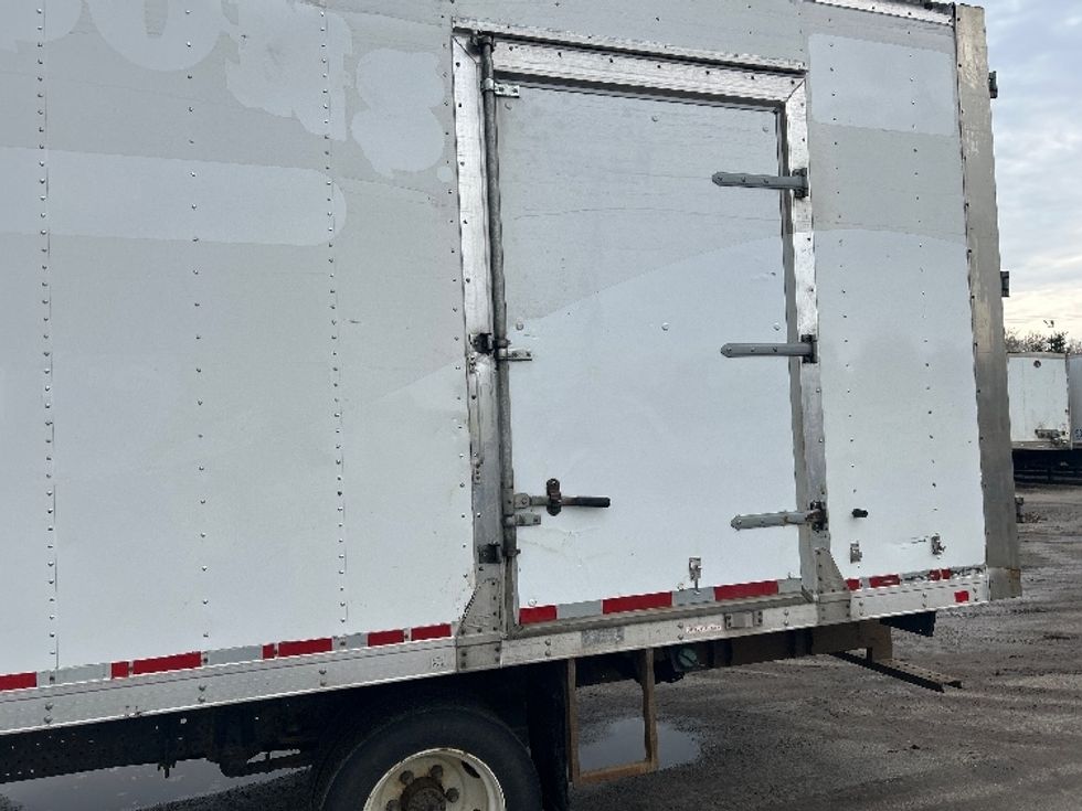 Medium Duty Box Truck-Light and Medium Duty Trucks-Isuzu-2020-NRR-Braintree-MA-83,992\n\t\tmiles-$ 42,500 - Image 25