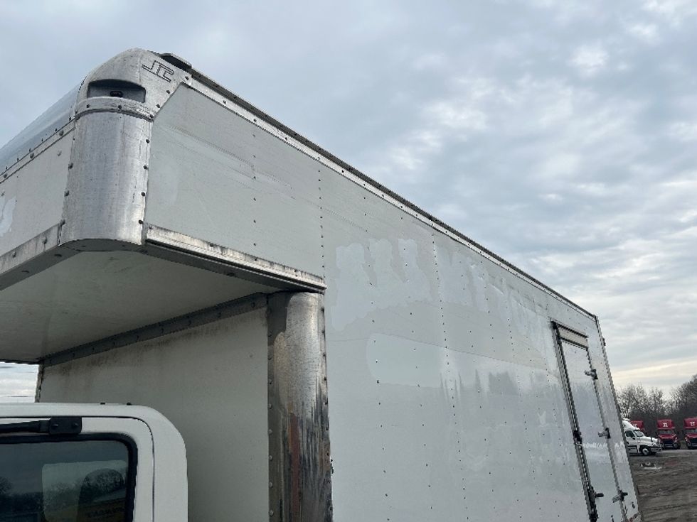 Medium Duty Box Truck-Light and Medium Duty Trucks-Isuzu-2020-NRR-Braintree-MA-83,992\n\t\tmiles-$ 42,500 - Image 26