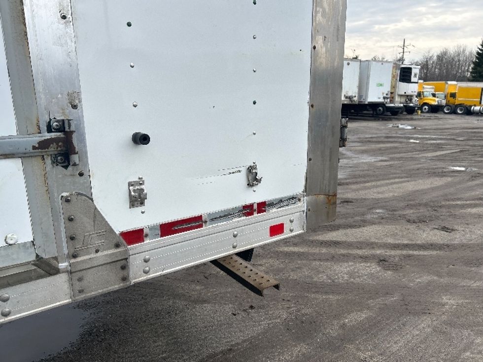 Medium Duty Box Truck-Light and Medium Duty Trucks-Isuzu-2020-NRR-Braintree-MA-83,992\n\t\tmiles-$ 42,500 - Image 27