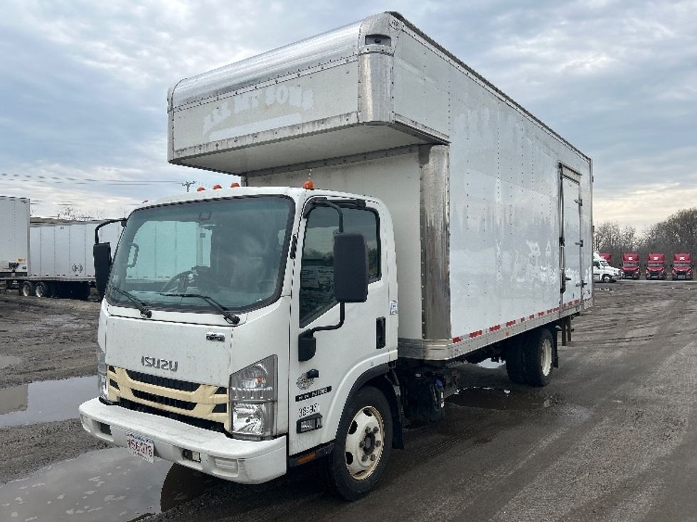 Medium Duty Box Truck-Light and Medium Duty Trucks-Isuzu-2020-NRR-Braintree-MA-83,992\n\t\tmiles-$ 42,500 - Image 3