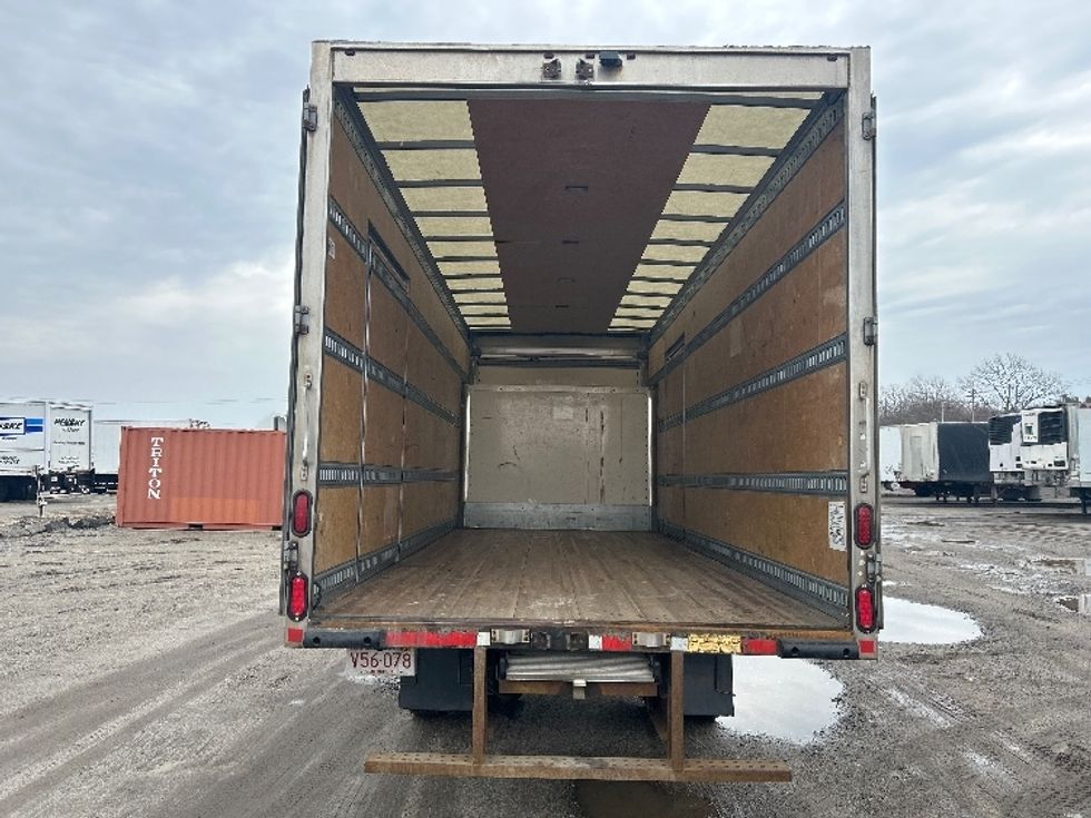Medium Duty Box Truck-Light and Medium Duty Trucks-Isuzu-2020-NRR-Braintree-MA-83,992\n\t\tmiles-$ 42,500 - Image 8