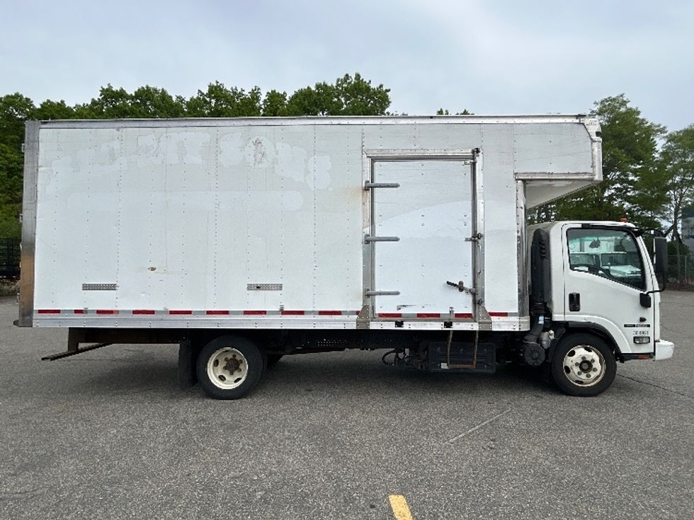 Medium Duty Box Truck-Light and Medium Duty Trucks-Isuzu-2020-NRR-Braintree-MA-92,971\n\t\tmiles-$ 45,000 - Image 14