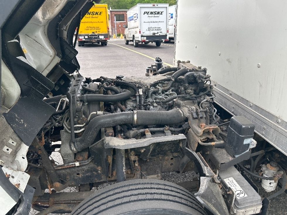 Medium Duty Box Truck-Light and Medium Duty Trucks-Isuzu-2020-NRR-Braintree-MA-92,971\n\t\tmiles-$ 45,000 - Image 21