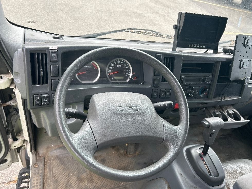 Medium Duty Box Truck-Light and Medium Duty Trucks-Isuzu-2020-NRR-Braintree-MA-92,971\n\t\tmiles-$ 45,000 - Image 27