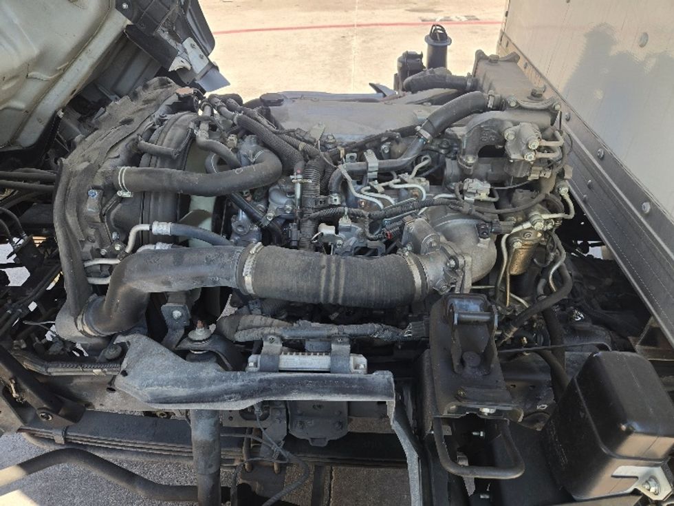 Medium Duty Box Truck-Light and Medium Duty Trucks-Isuzu-2020-NRR-Carrollton-TX-64,381\n\t\tmiles-$ 49,750 - Image 23