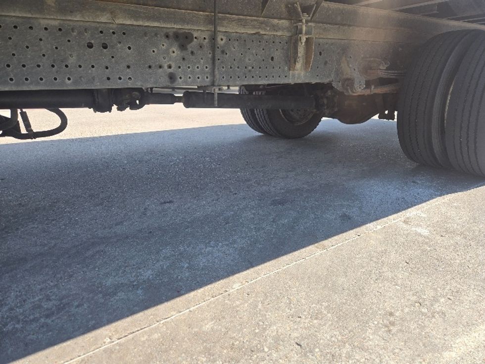 Medium Duty Box Truck-Light and Medium Duty Trucks-Isuzu-2020-NRR-Carrollton-TX-64,381\n\t\tmiles-$ 49,750 - Image 5