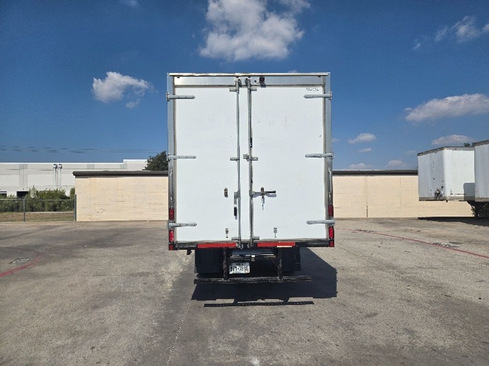 Medium Duty Box Truck-Light and Medium Duty Trucks-Isuzu-2020-NRR-Carrollton-TX-64,381\n\t\tmiles-$ 49,750 - Image 7