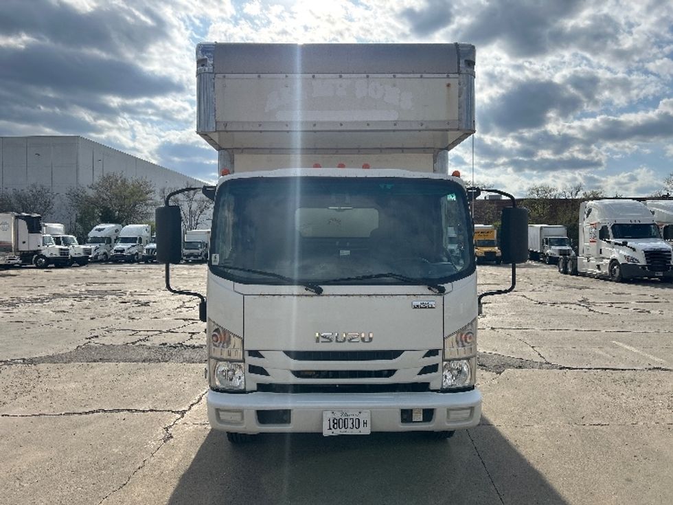 Medium Duty Box Truck-Light and Medium Duty Trucks-Isuzu-2020-NRR-Chicago (Melrose Park)-IL-105,405\n\t\tmiles-$ 44,500 - Image 2