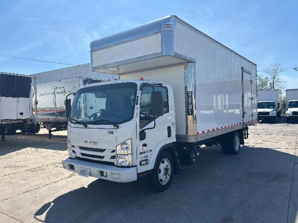 Medium Duty Box Truck-Light and Medium Duty Trucks-Isuzu-2020-NRR-Chicago (Melrose Park)-IL-105,897\n\t\tmiles-$ 44,500 - Image 3