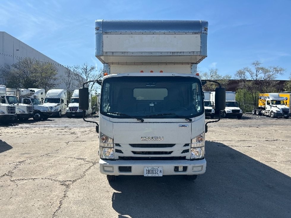 Medium Duty Box Truck-Light and Medium Duty Trucks-Isuzu-2020-NRR-Chicago (Melrose Park)-IL-105,897\n\t\tmiles-$ 44,500 - Image 2