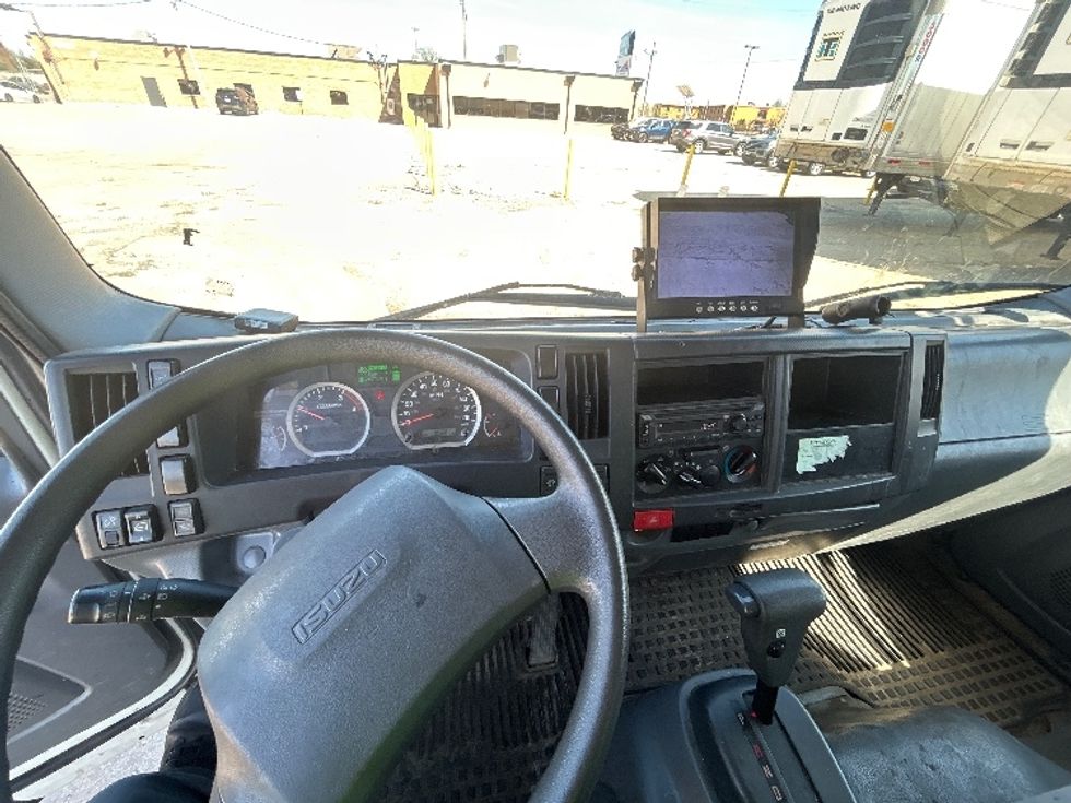 Medium Duty Box Truck-Light and Medium Duty Trucks-Isuzu-2020-NRR-Chicago (Melrose Park)-IL-105,897\n\t\tmiles-$ 44,500 - Image 18