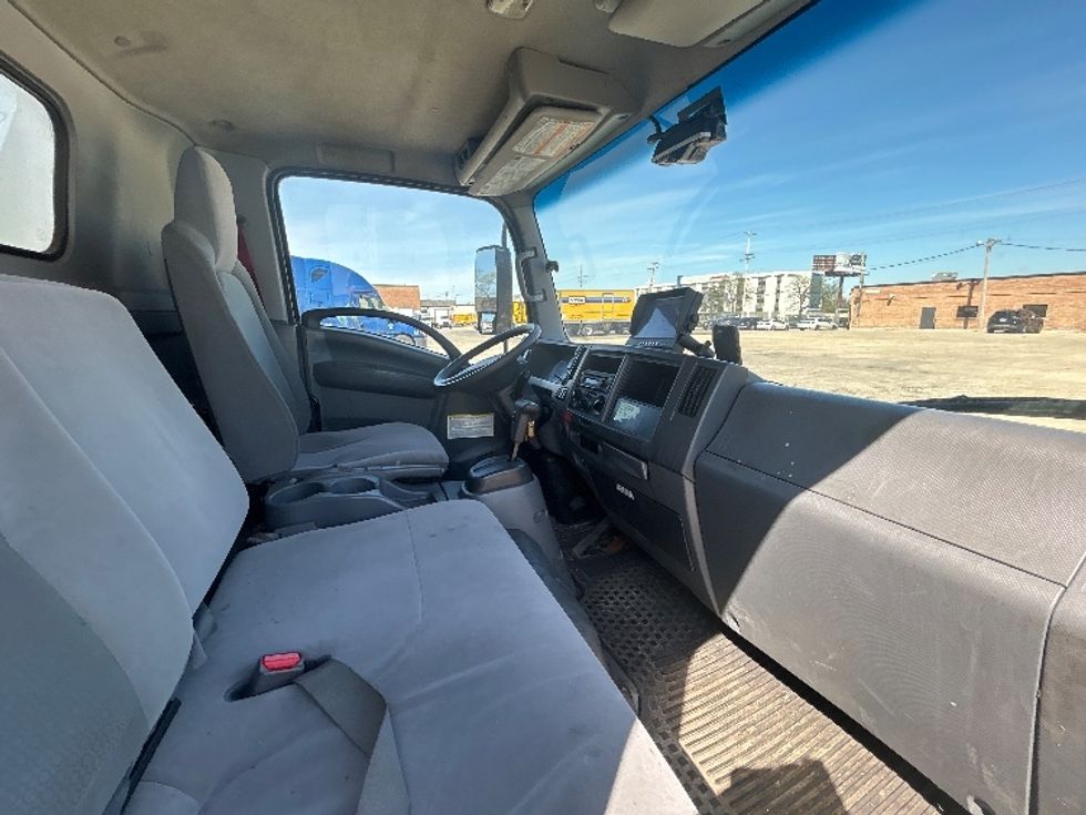 Medium Duty Box Truck-Light and Medium Duty Trucks-Isuzu-2020-NRR-Chicago (Melrose Park)-IL-105,897\n\t\tmiles-$ 44,500 - Image 22