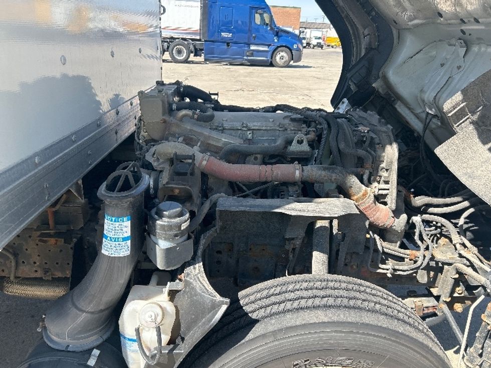 Medium Duty Box Truck-Light and Medium Duty Trucks-Isuzu-2020-NRR-Chicago (Melrose Park)-IL-105,897\n\t\tmiles-$ 44,500 - Image 23