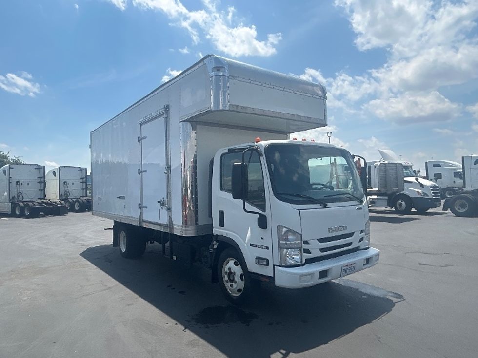 Medium Duty Box Truck-Light and Medium Duty Trucks-Isuzu-2020-NRR-Columbus-OH-92,728\n\t\tmiles-$ 45,000 - Image 1
