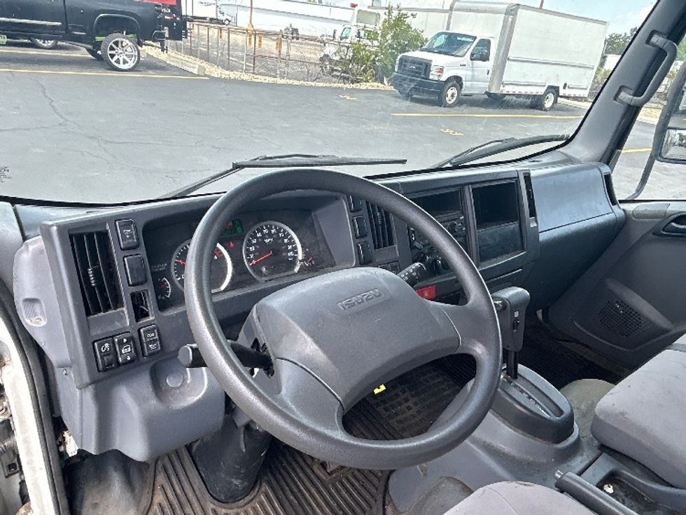 Medium Duty Box Truck-Light and Medium Duty Trucks-Isuzu-2020-NRR-Columbus-OH-92,728\n\t\tmiles-$ 45,000 - Image 16