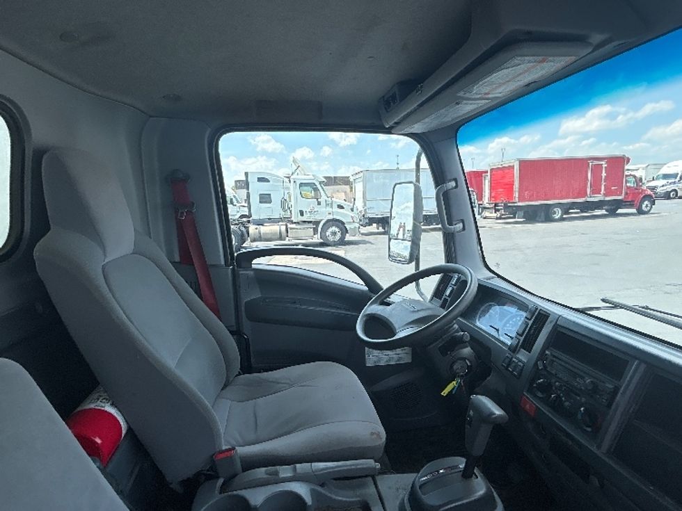 Medium Duty Box Truck-Light and Medium Duty Trucks-Isuzu-2020-NRR-Columbus-OH-92,728\n\t\tmiles-$ 45,000 - Image 21