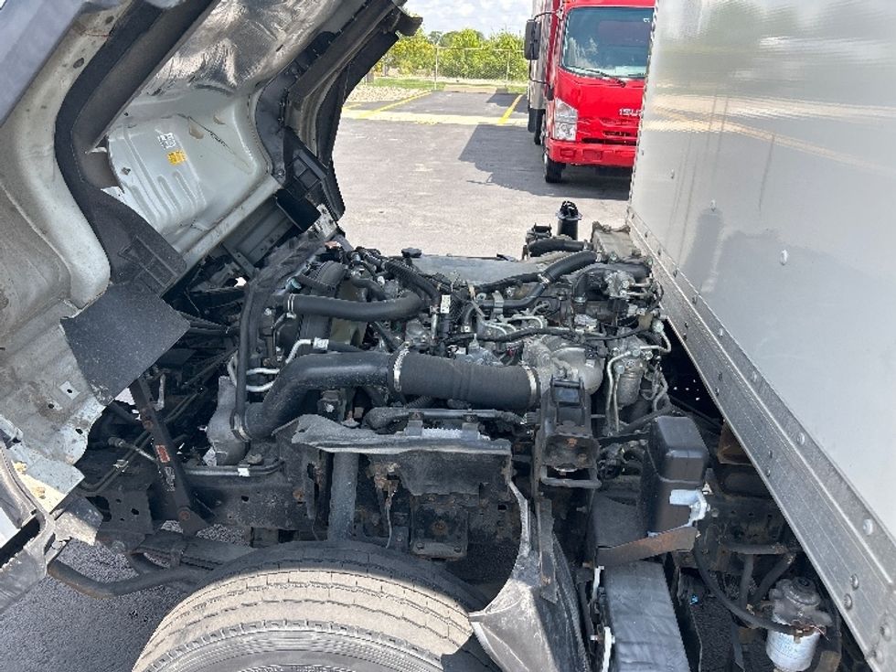 Medium Duty Box Truck-Light and Medium Duty Trucks-Isuzu-2020-NRR-Columbus-OH-92,728\n\t\tmiles-$ 45,000 - Image 23