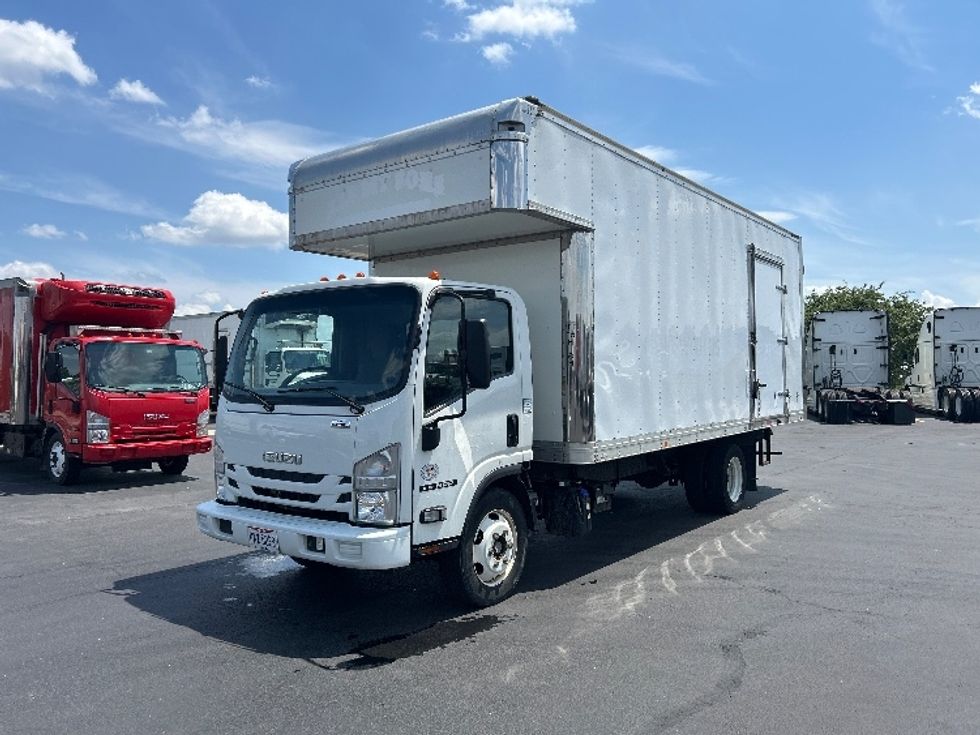 Medium Duty Box Truck-Light and Medium Duty Trucks-Isuzu-2020-NRR-Columbus-OH-92,728\n\t\tmiles-$ 45,000 - Image 3